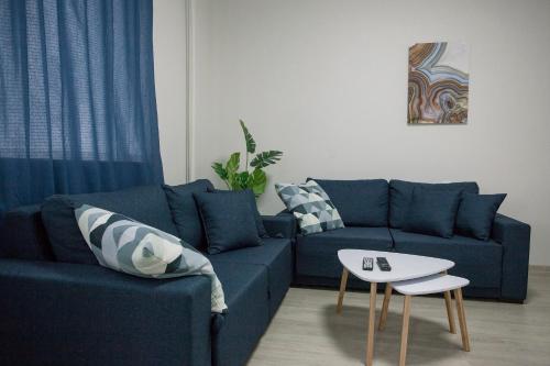 Landmark 1BDR Apartment in Center, next to Metro, Sofia (Foto 10)
