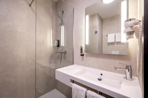 B&B Hotel Gent Centrum - image 14