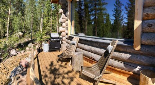 Log Cabin with Private Sauna & Hot Tub by Invisible Forest Lodge - Adults Only, Rovaniemi (zdjęcie 10)