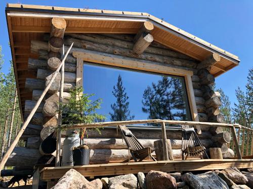 Log Cabin with Private Sauna & Hot Tub by Invisible Forest Lodge - Adults Only, Rovaniemi (zdjęcie 9)