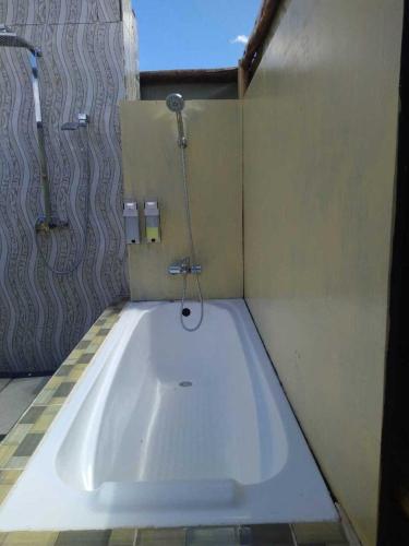 Amanya 1-Bed Leopard Tent Amanya 1-Bed Leopard Tent