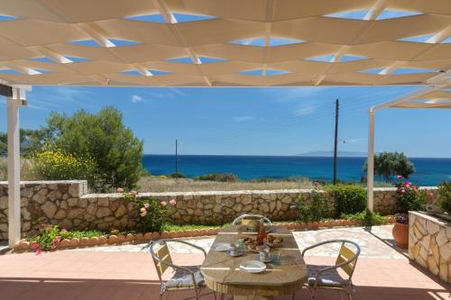  Asta La Vista Maisonettes in Pesádha