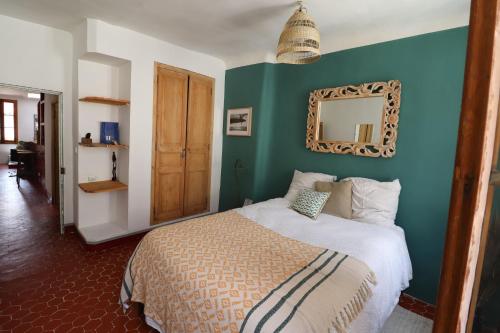 Charmant appartement la Ciotat vieux Port 5 mn des plages