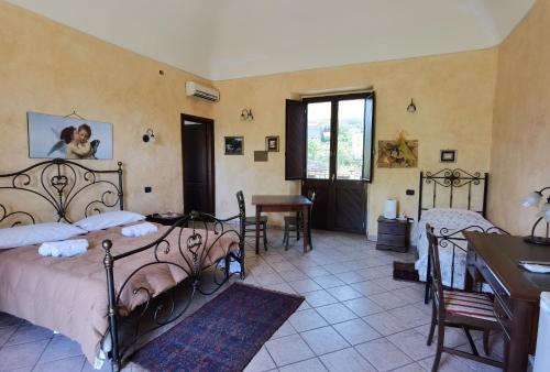  Le Grotte in Riposto