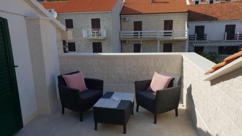 Room in Bol with terrace, air conditioning, WiFi, washing machine 3416-6, Бол (фото 6)