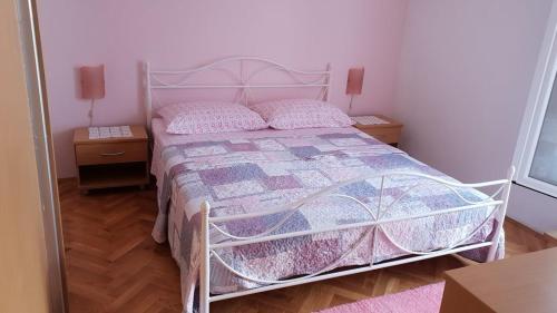 Room in Bol with terrace, air conditioning, WiFi, washing machine 3416-6, Бол (фото 5)