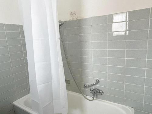 4 Room Workers House with WLAN