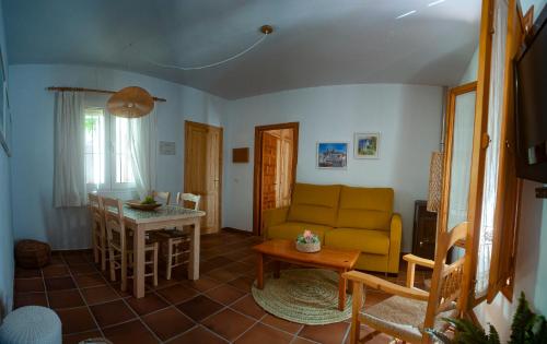 Зручності, La casa de la abuela Regina in Гразалєма