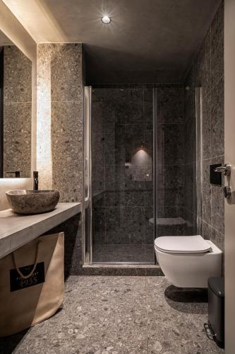 Magenta Luxury Suites - image 14