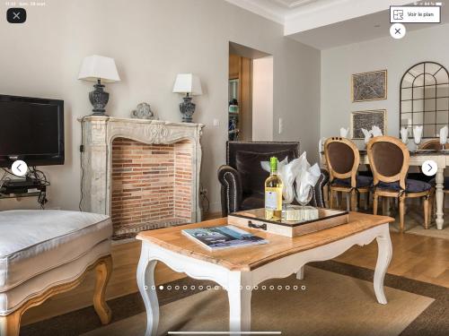 brouilly apartment one block from Eiffel Tower, Parigi (foto 7)