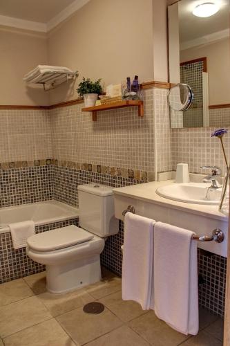 Habitación Doble Superior con bañera de hidromasaje Hotel Mirador del Sella 32