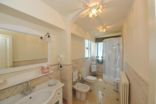 Hotel Kyrton Room Type - Double Room with Balcony