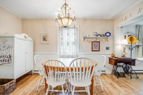 The Seashell Cottage - main image