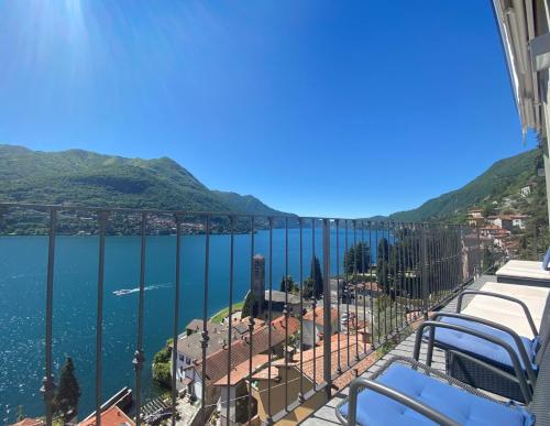 Large Apartment 200 m2 Fantastic View on Lake Como gîte à louer Carate Urio