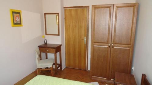 Apartment in Palit with Terrace Air conditioning Wi-Fi (4603-1) - image 5