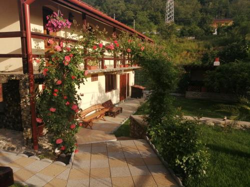 CASA NIRVANA in Dubova