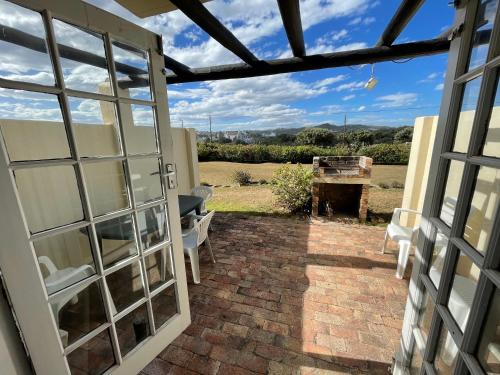Fasilitas, 39 Settler Sands Beachfront Accommodation Sea and River View in Port Alfred