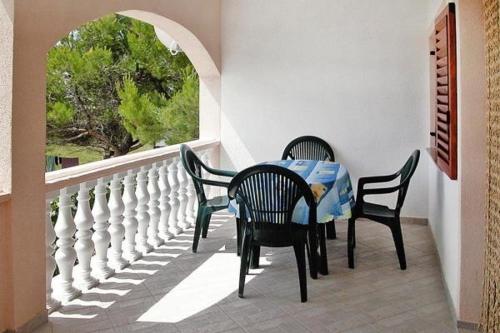 Apartment in Vir with sea view, terrace, air conditioning, WiFi 4593-1, Vir (fotografie 6)