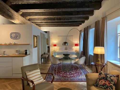 Hotel Goldenes Kreuz - image 2