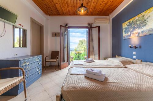 Katerina Fotopoulos Rooms & Apartments - Papanero com in Ntamouchari