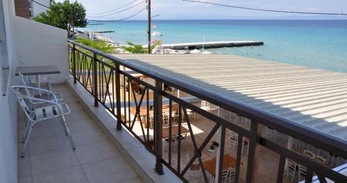 Balkon/terasa, Coralli Beach Studios-Apartments in Kassandra