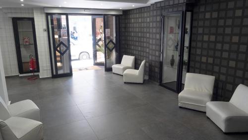 Hotel Scigliano - image 2