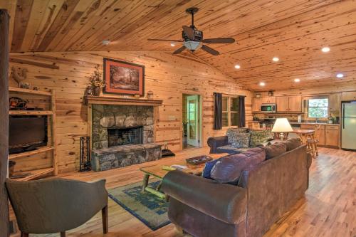 The Round About at Sautee Mountain Retreat! in Clarkesville, USA