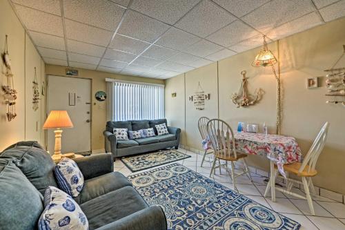 B&B Wildwood Crest - Condo with Pool Access on Wildwood Crest Beach! - Bed and Breakfast Wildwood Crest