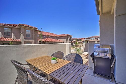 Sun-Soaked Townhome 42 Mi to Zion Natl Park - main image