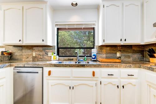 Woodhaven Lodge - image 8