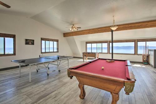 Breathtaking Bear Lake Escape with Game Room! - image 3
