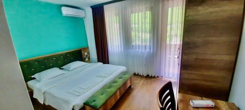 Vila Alexander B&B - image 3