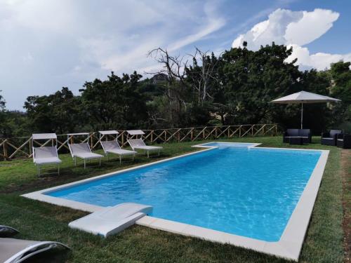 Swimming pool, Residenza Fontana del Giglio - luxury villa - private pool garden in Castelnuovo Di Porto