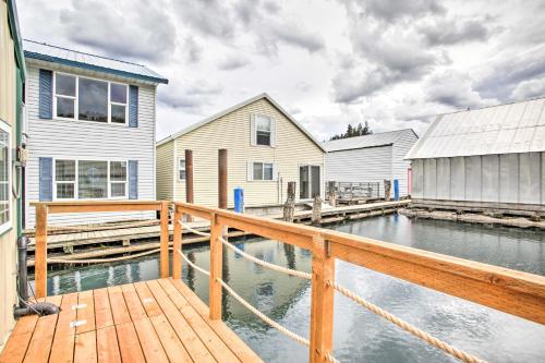 Serenity at Scenic Bay Floating Cottage with Views!