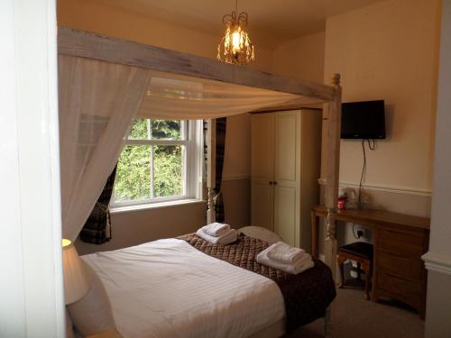 The Camberley - image 11