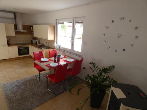 Apartment & Olive oil Valuma