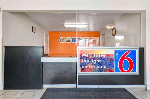 ล็อบบี้, Motel 6 Beaver, UT in บีเวอร์ ยูท่าห์