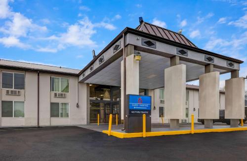 Motel 6 Indianapolis IN in Indianapolis, USA