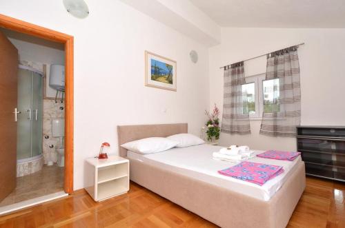 Family friendly house with a swimming pool Podstrana, Split - 12918