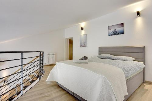 Two-Bedroom Apartment image 7