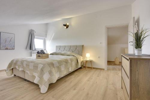Two-Bedroom Apartment image 1