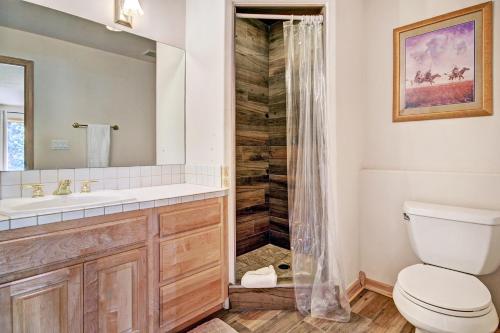 Bathroom, Charter Ridge 60 Apartment in Sally Barber