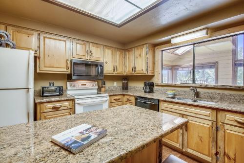 Cedars 53 condo - image 3