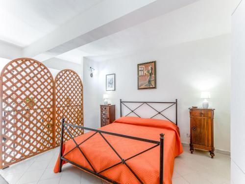 Comfy Holiday Home in Letojanni next to the sea