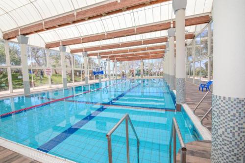 Piscina, Caesarea :In the front of the sea in Caesarea