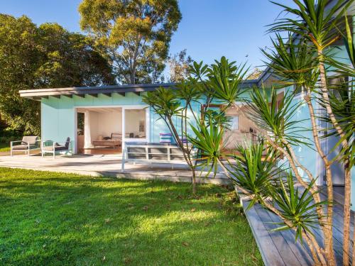 Three-Bedroom House image 4