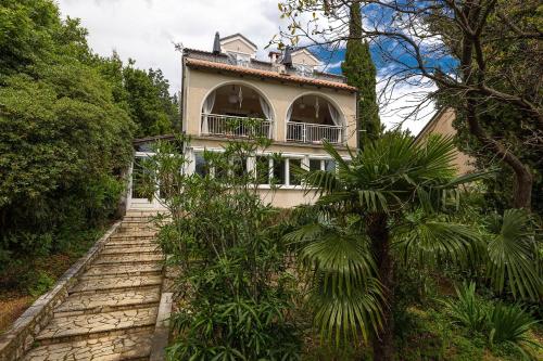 App House Lea renovated in 2021