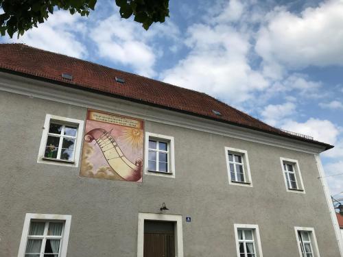 65qm Wohnung Klosterblick im historischen Pfarrhaus Pielenhofen