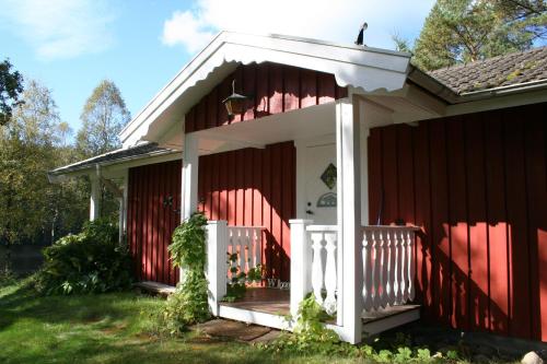 Björsjödal Lake House's