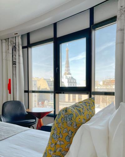 One of the best paris hotel with view of eiffel tower and also the cheapest hotel in paris near eiffel tower